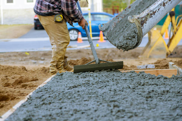Best Concrete Sealing and Maintenance in Bloomfield, IN
